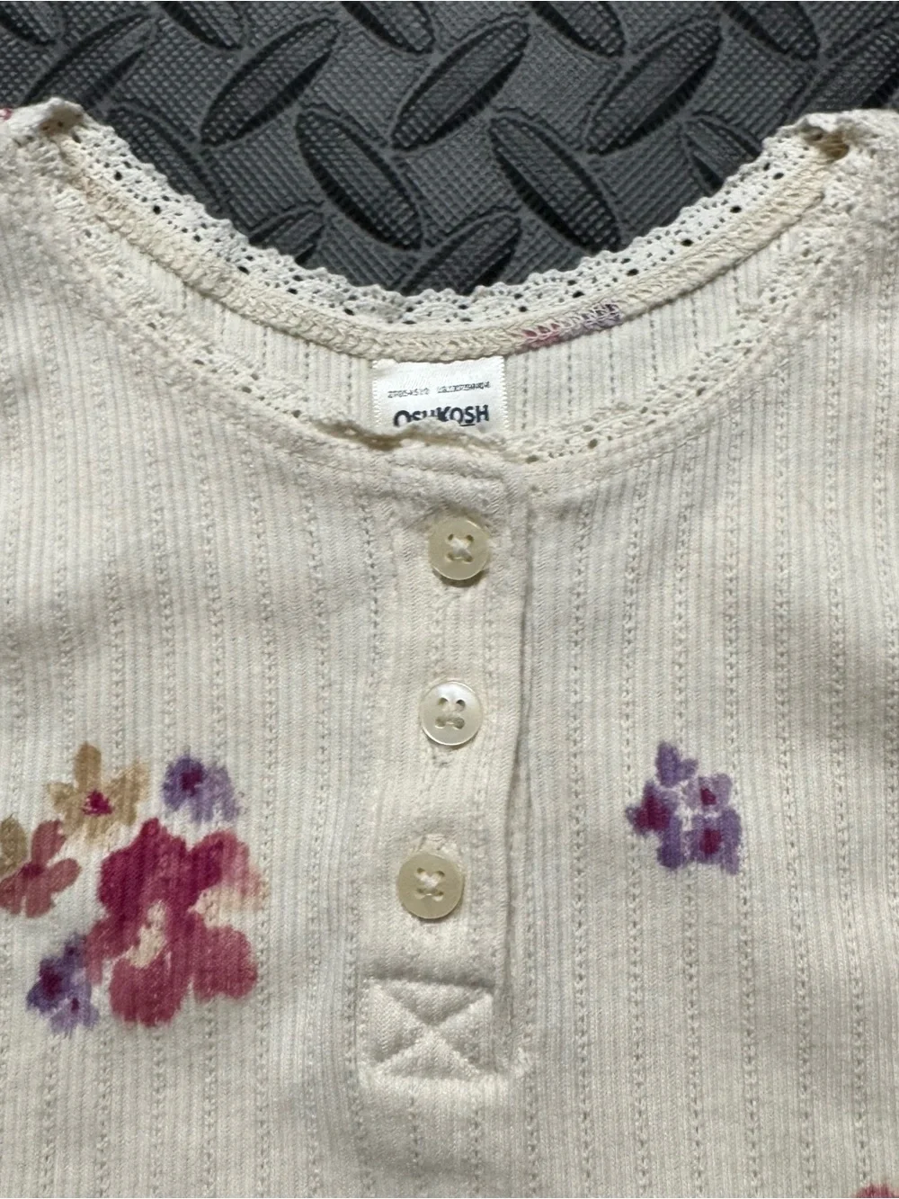 OshKosh B’gosh Toddler Girls Floral Ribbed Tank Top Size 4T Cream Shirt